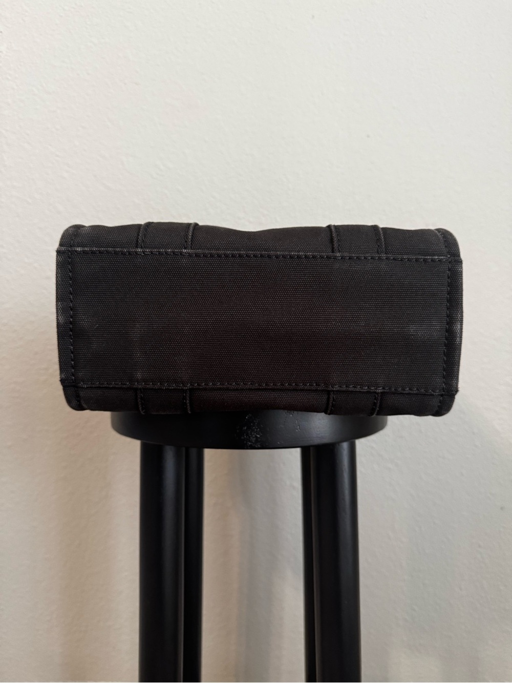 Marc Jacobs “The Tote Bag” Black Small Canvas - Picture 5 of 9